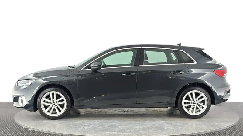 Audi A3 view 7
