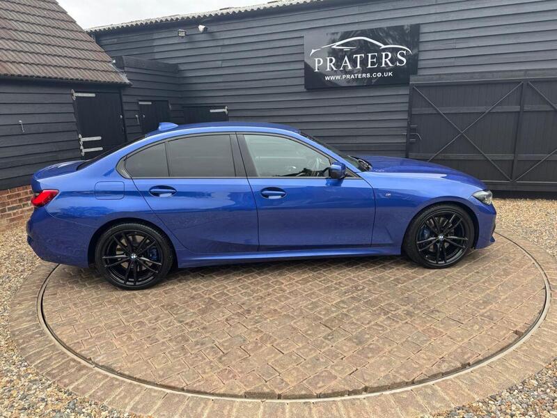 BMW 3 Series view 5