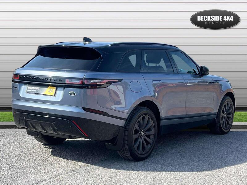 Land Rover Range Rover Velar view 3