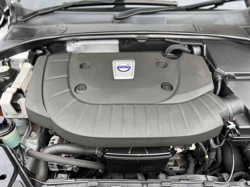 Volvo XC70 view 7