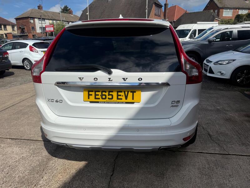 Volvo XC60 view 6