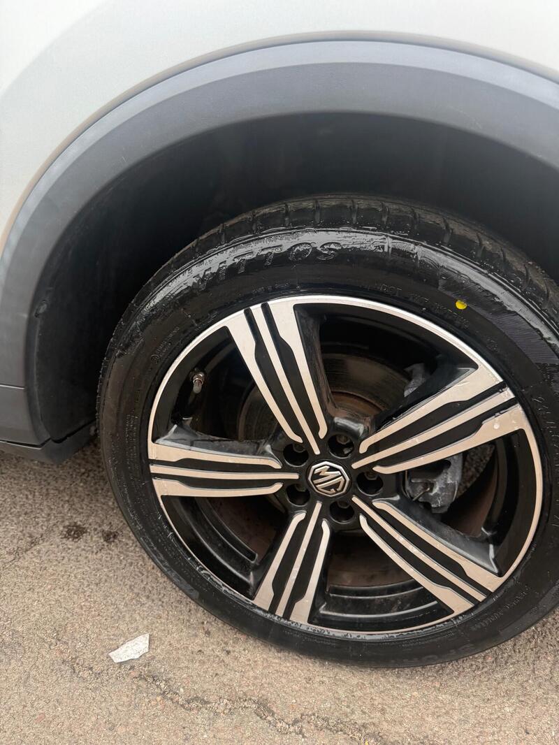 MG MG ZS view 7