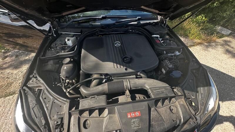 2013 Mercedes-Benz E Class — photo 26