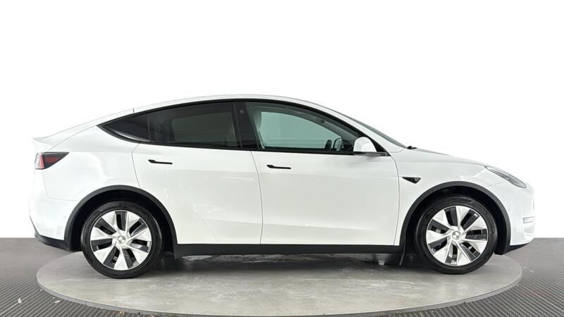 Tesla Model Y view 3
