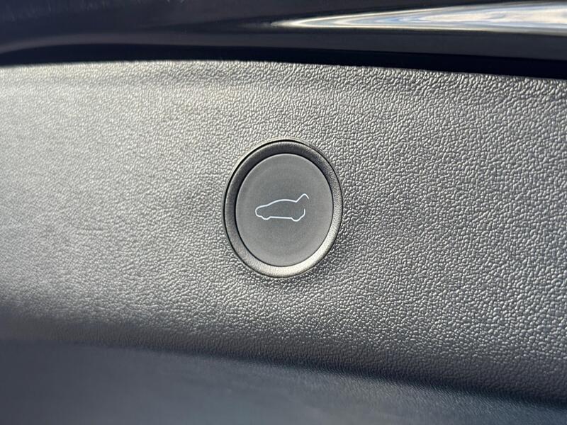 2021 Tesla Model 3 - exterior