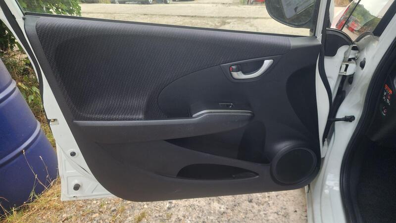 2014 Honda Jazz — photo 31