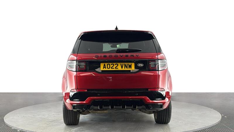 Land Rover Discovery Sport view 5