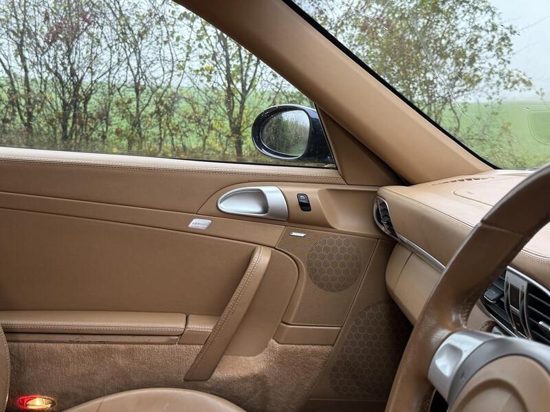Porsche 911 view 55