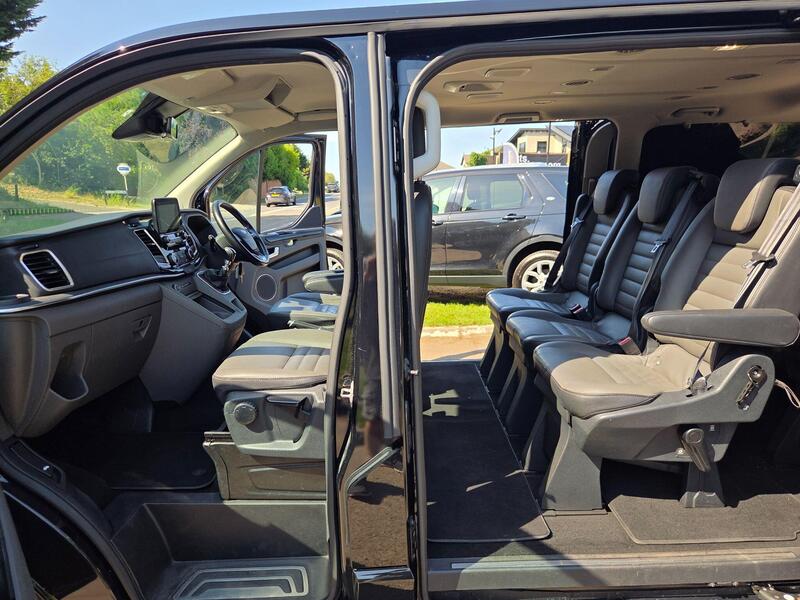 Ford Tourneo Custom view 7