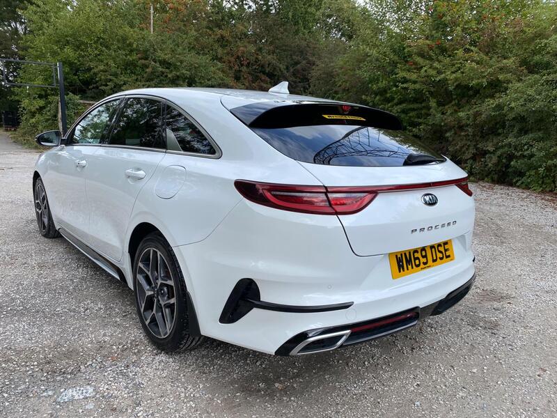 Kia Proceed view 5