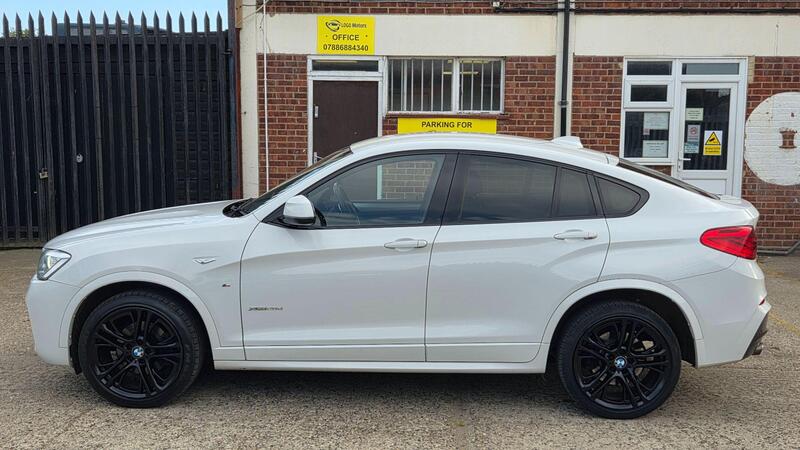 BMW X4 view 5