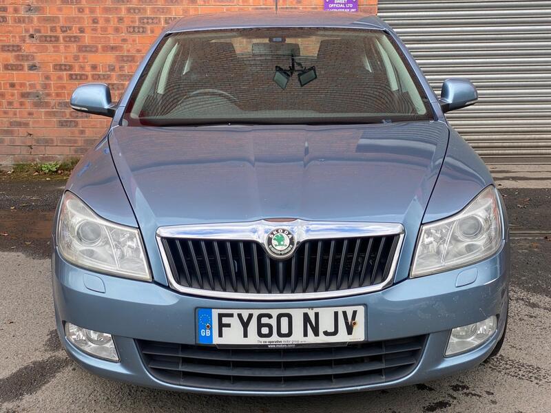 Skoda Octavia view 3