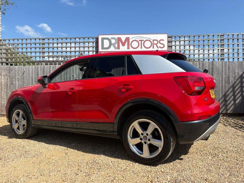 Audi Q2 view 4
