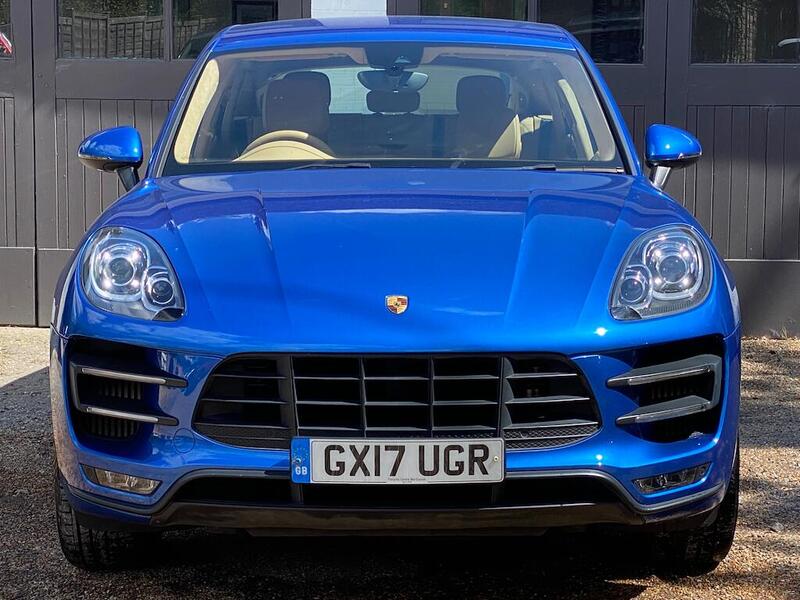 Porsche Macan view 7