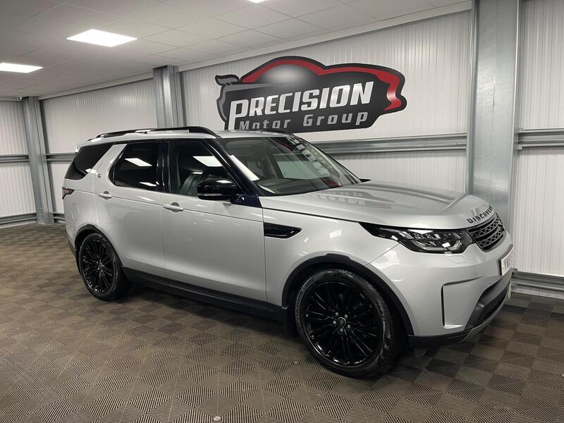 Land Rover Discovery 3 view 4