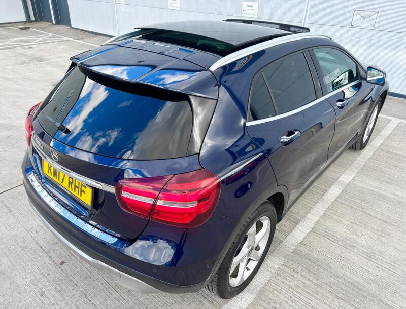 Mercedes-Benz Gla view 7