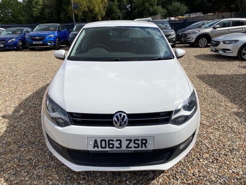 Volkswagen Polo view 3