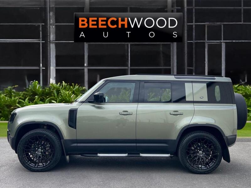 Land Rover Defender 110 view 6