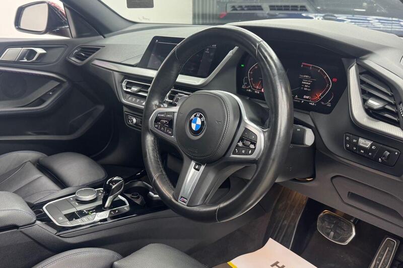 BMW 2 Series view 3