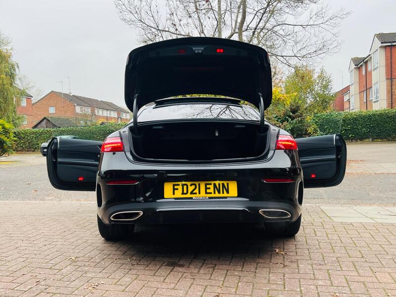 Mercedes-Benz E Class view 49