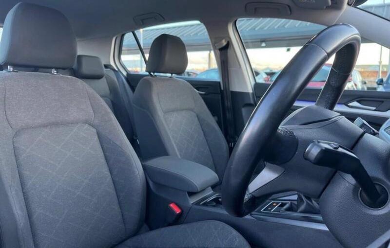 Volkswagen Golf view 5