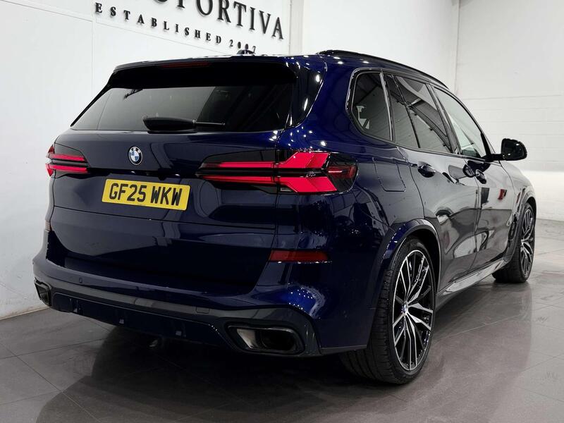 BMW X5 view 4
