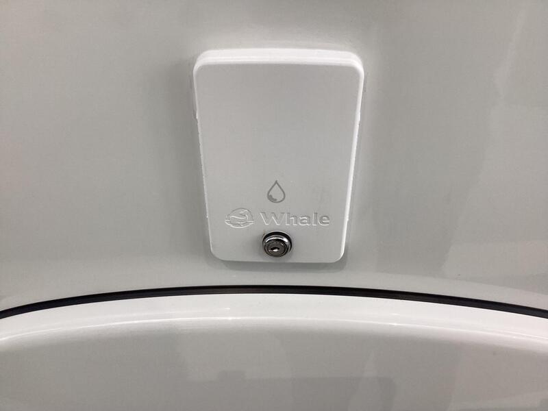 Auto-Trail Expedition C71 — image 11
