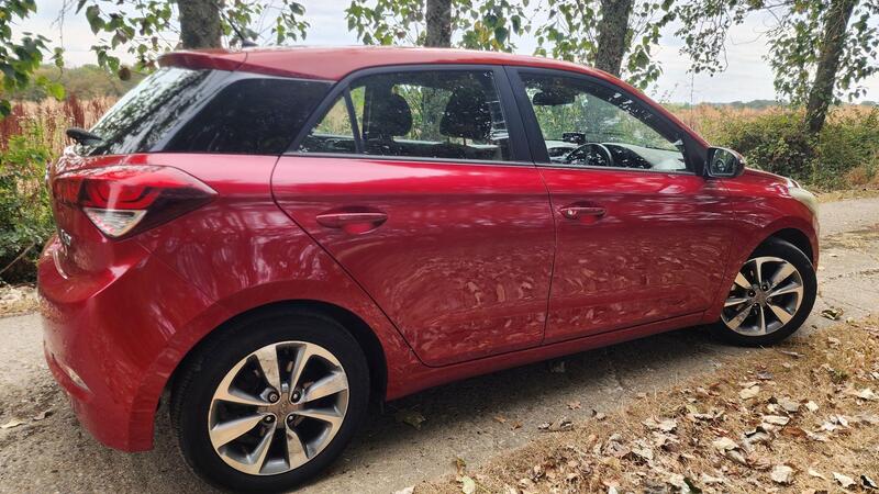 2015 Hyundai i20 — photo 13