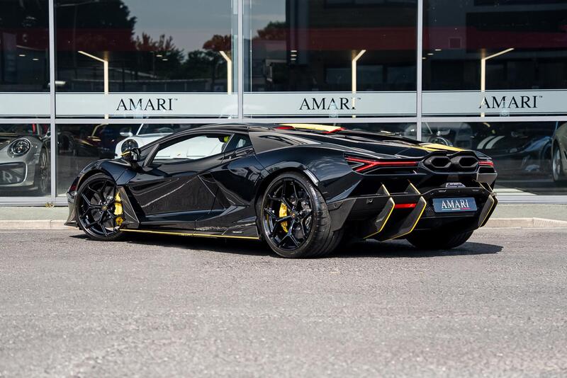 Lamborghini Revuelto view 3