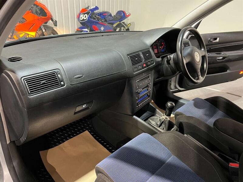 Volkswagen Golf view 7