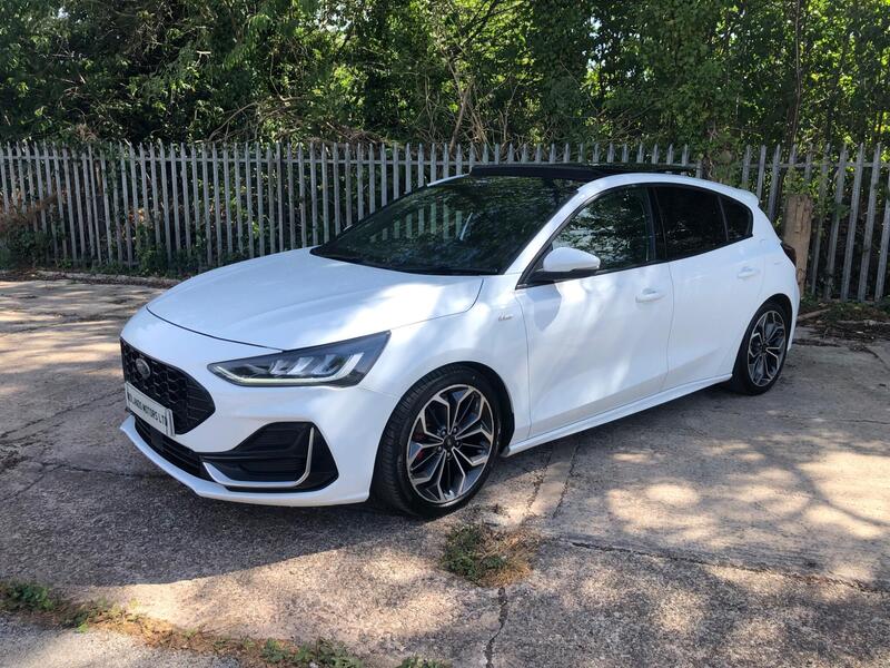 Ford Focus view 4