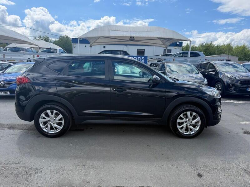 Hyundai Tucson view 4