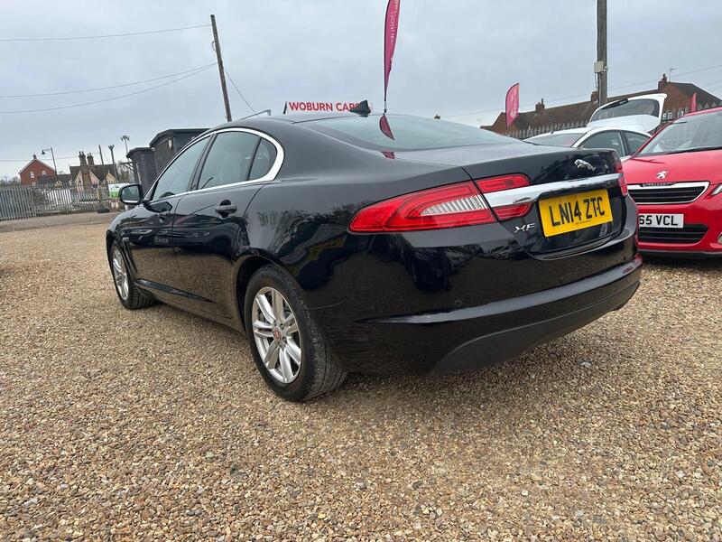 Jaguar XF view 7