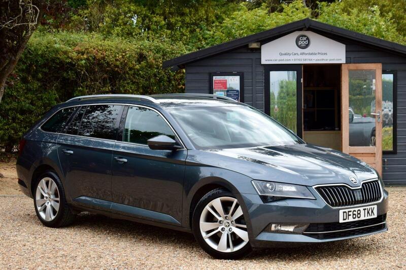 Skoda Superb main image