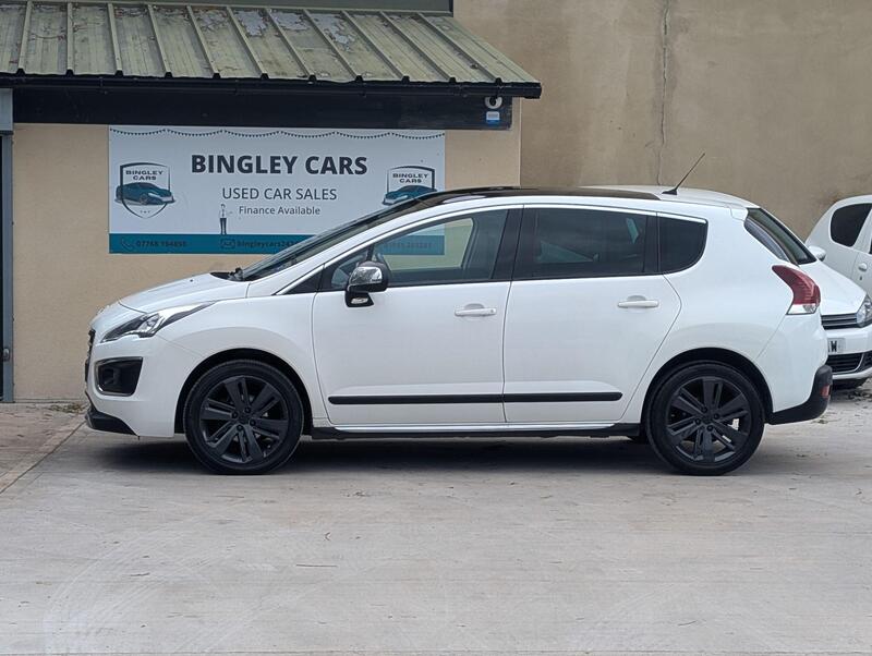 Peugeot 3008 view 3