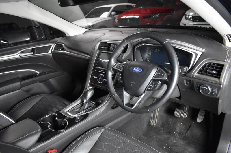 Ford Mondeo view 6