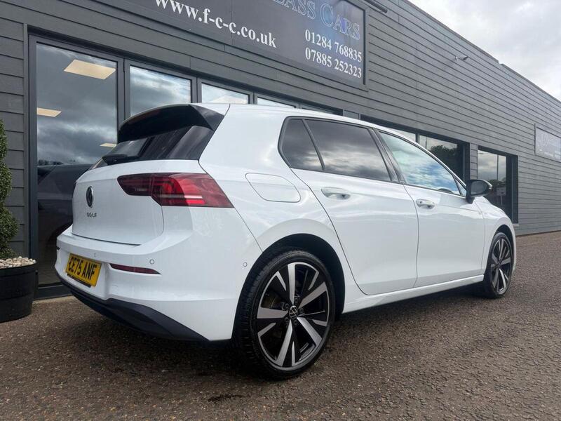 Volkswagen Golf view 6