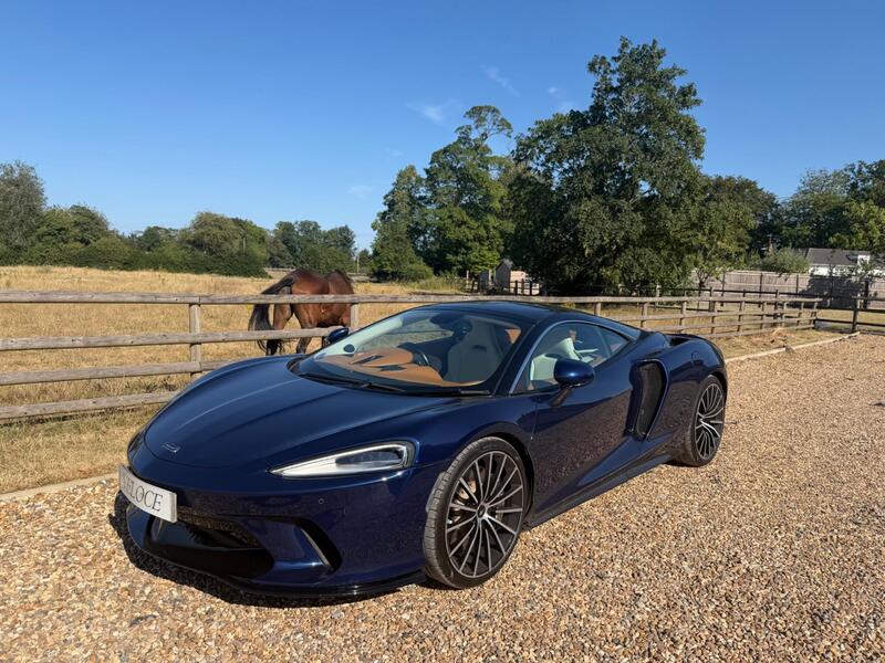 Mclaren GT view 5