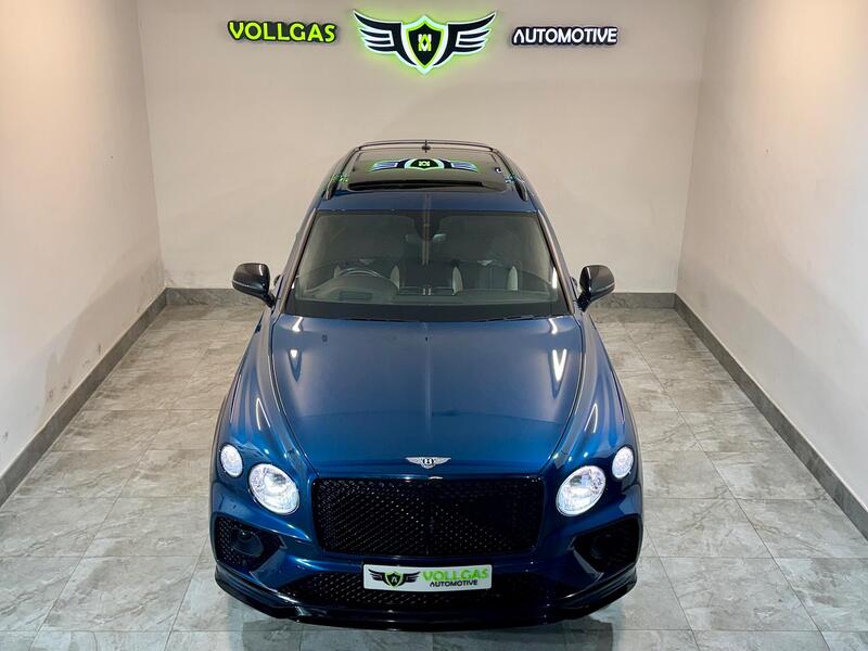 Bentley Bentayga view 2