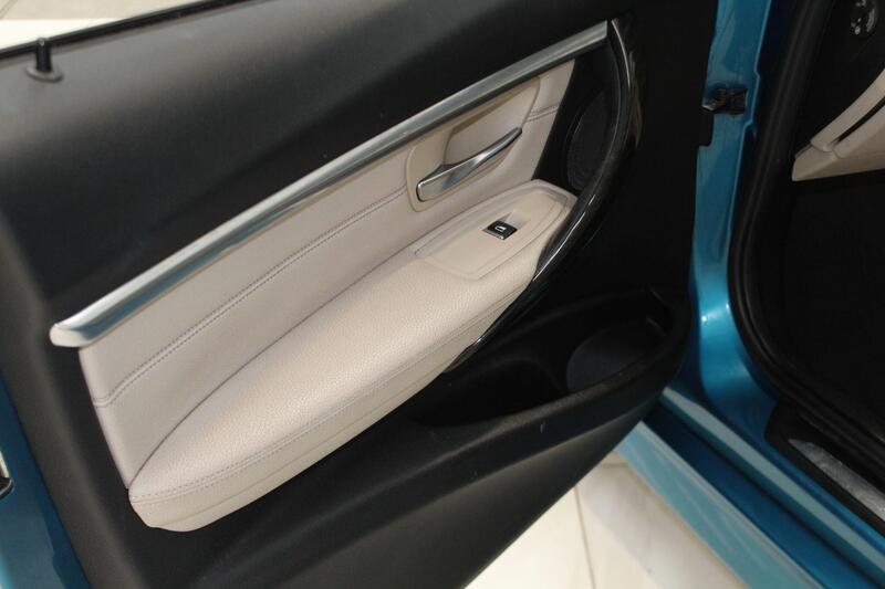 2016 BMW 3 Series in Blue — image 12 of 69