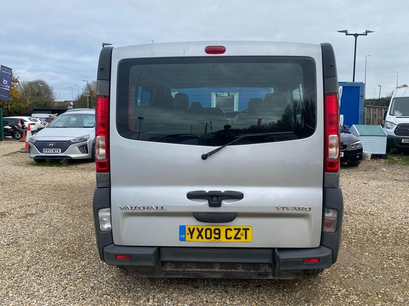 Vauxhall Vivaro view 10