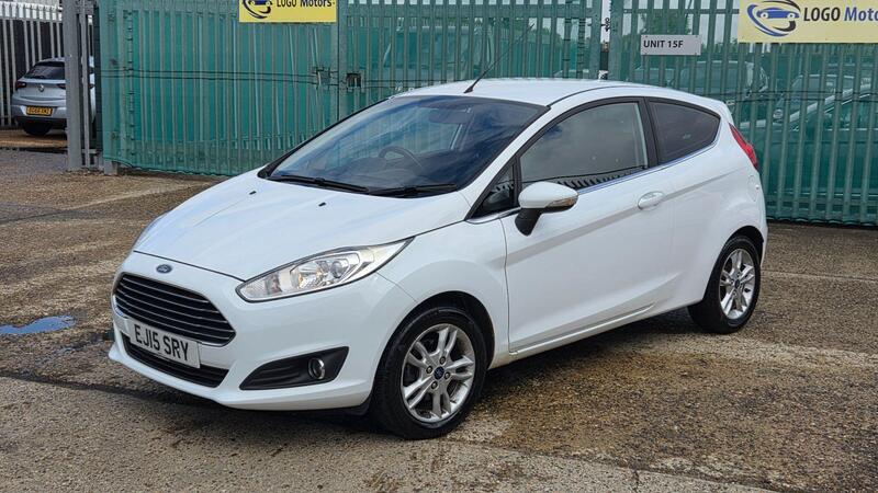 2015 Ford Fiesta in White for sale