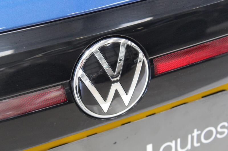 2021 Volkswagen T-Cross in Blue — image 32 of 76