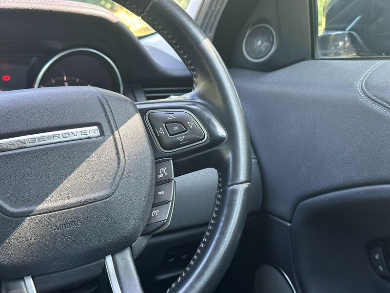 Land Rover Range Rover Evoque view 22