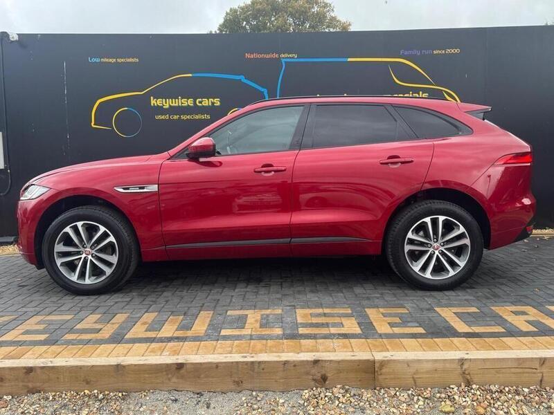Jaguar F-Pace view 2