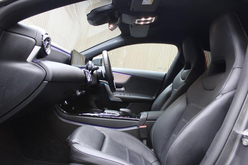 Mercedes-Benz A view 3