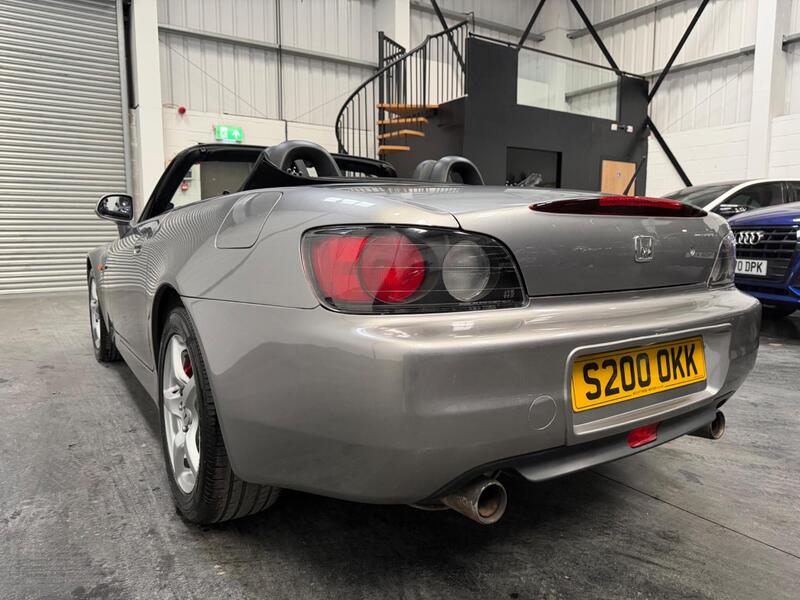 Honda S2000 view 4