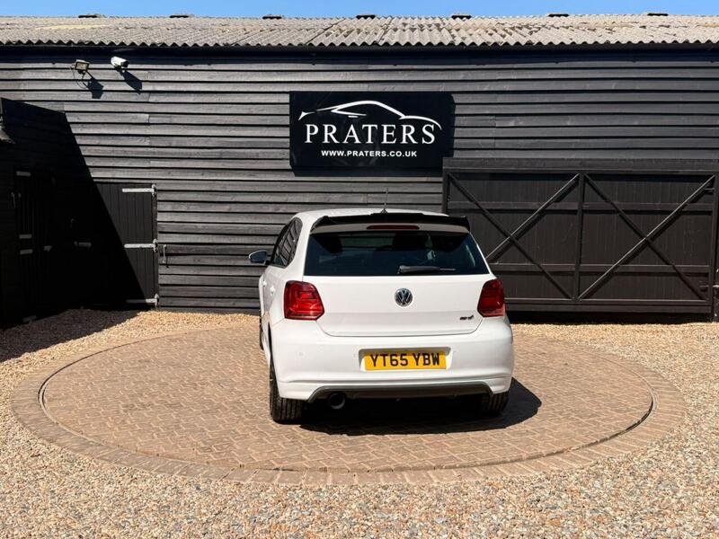 Volkswagen Polo view 3