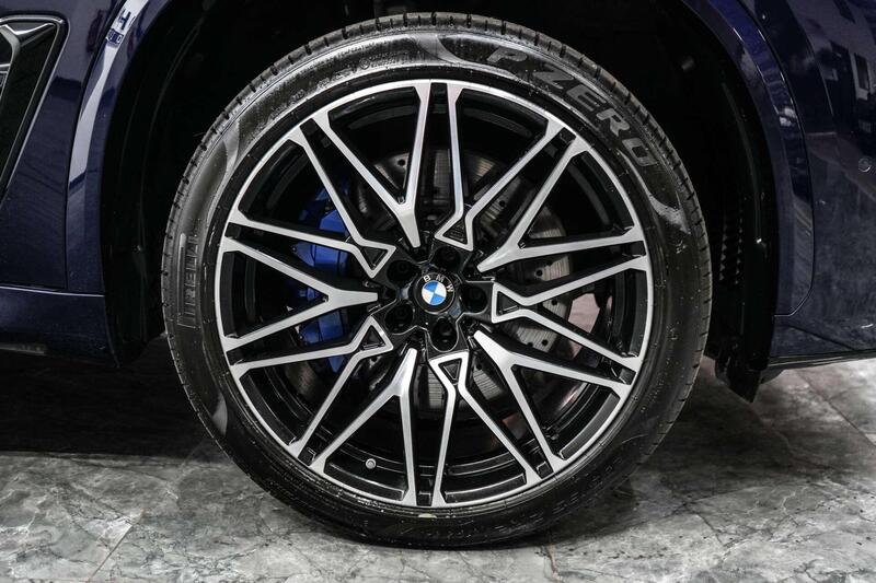 BMW X5 BMW X5 M view 7