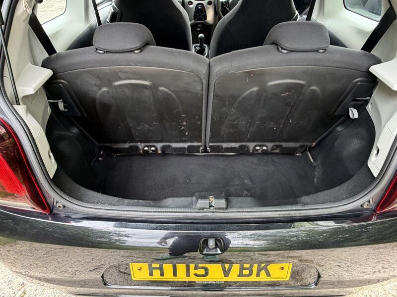 2015 Peugeot 108 — photo 14